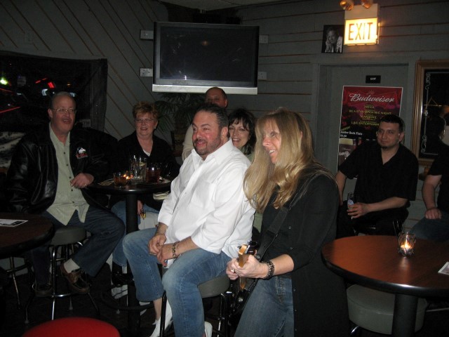 T J's Half Time Bar & Grill